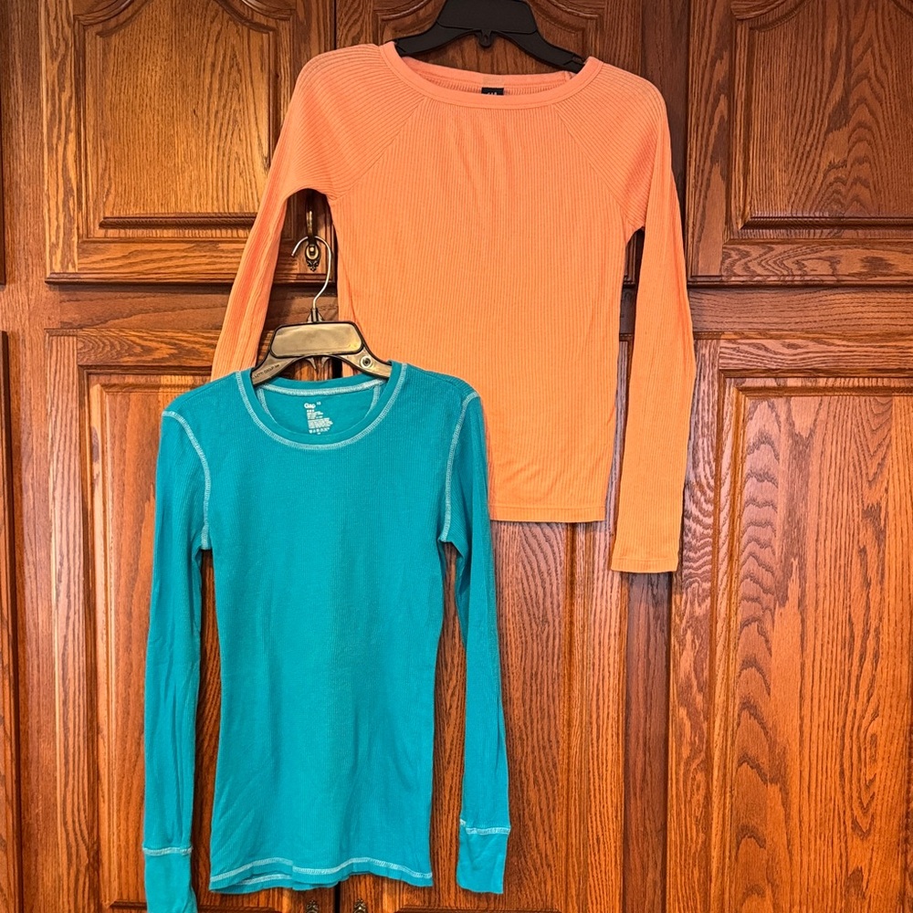 GAP Orange and Teal Long Sleeve Tops- 2 tops bundle deal